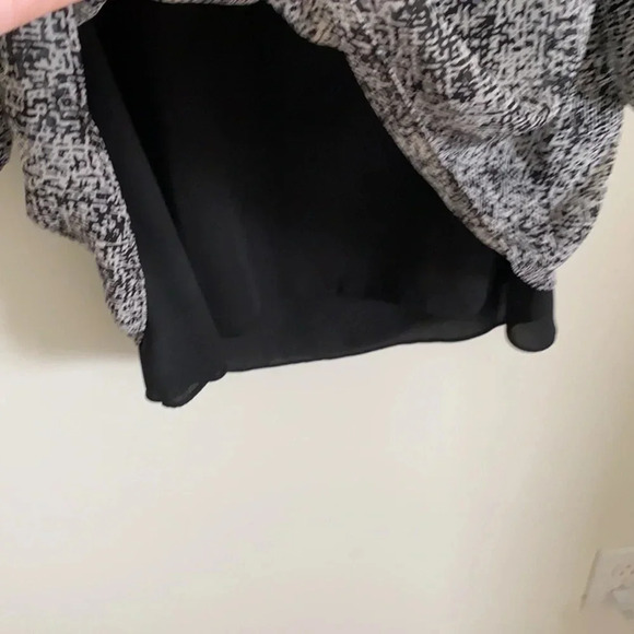 AB Studio Black/White Layered Top - Picture 8 of 8